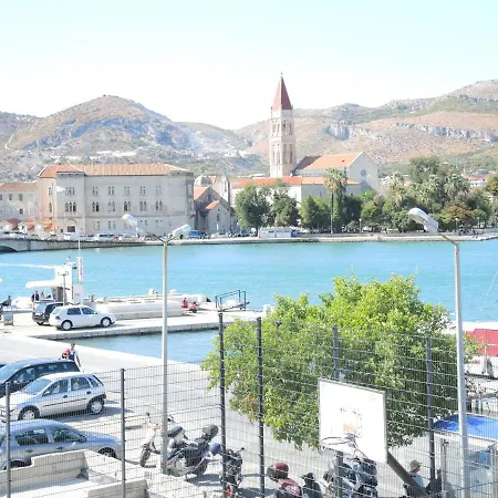 Pensión Alexante Trogir