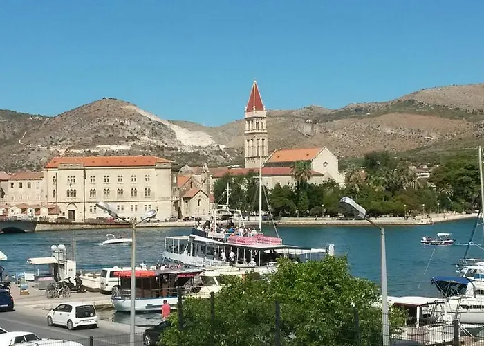 Πανσιόν Alexante 4*