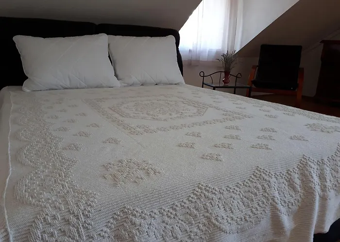 Alexante 4* Τρογκίρ