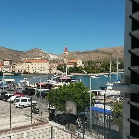 Alexante 4* Τρογκίρ