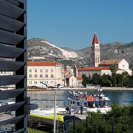 Πανσιόν Alexante 4*