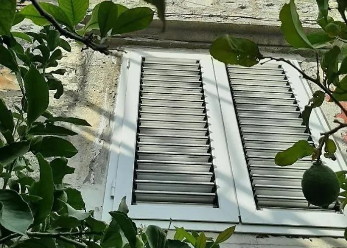 Alexante Πανσιόν